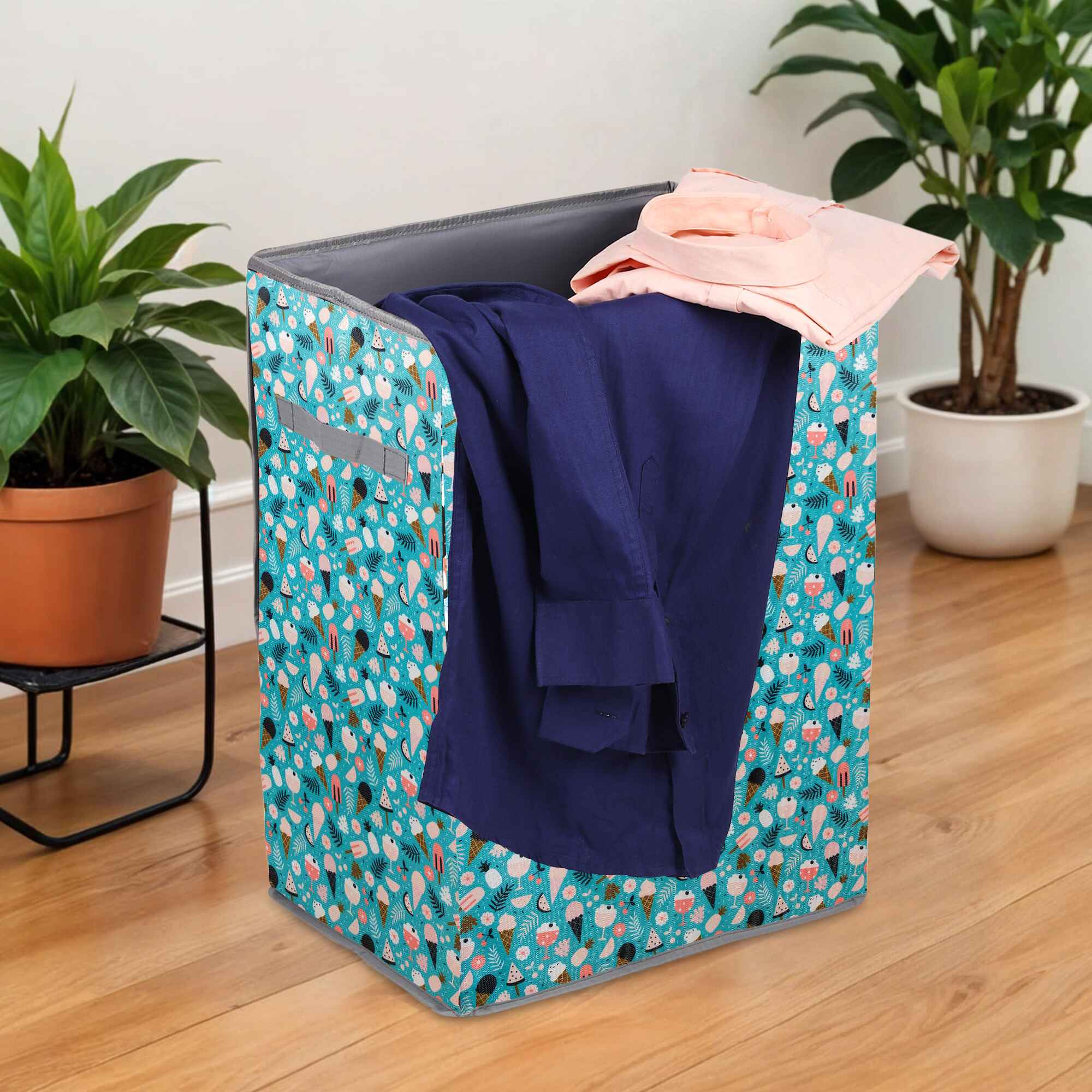 Laundry Bag - Foldable with Handle (Ice Cream)